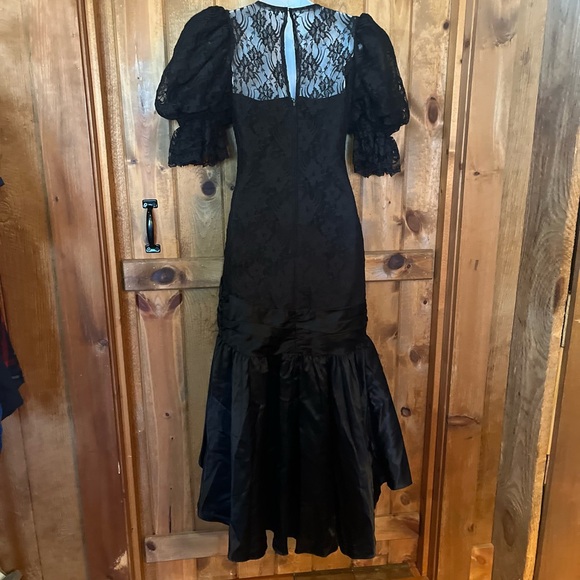 Vintage Gothic size 5/6 Zum Zum black on black prom dress. - Picture 2 of 12